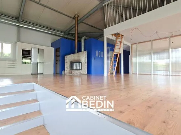 Maison 7 pièces 201 m²