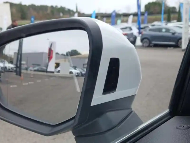 Audi Q3 sportback 45 tfsie  245 ch s tronic 6 — photo 30