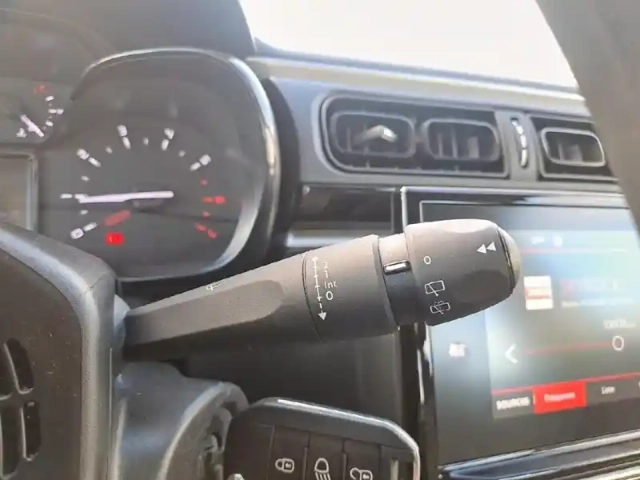 Citroën C3 bluehdi 100 ch bvm6 plus — photo 18
