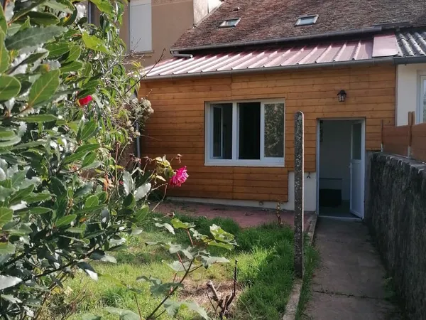 CNTRE VILLE MAMERS - MAISON T4 AVEC JARDIN