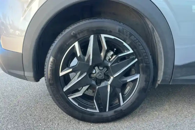 Peugeot 3008 hybrid 136 e-dcs6 — photo 96