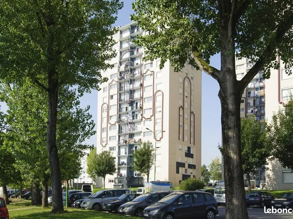 Appartement 4 pièces 80 m²