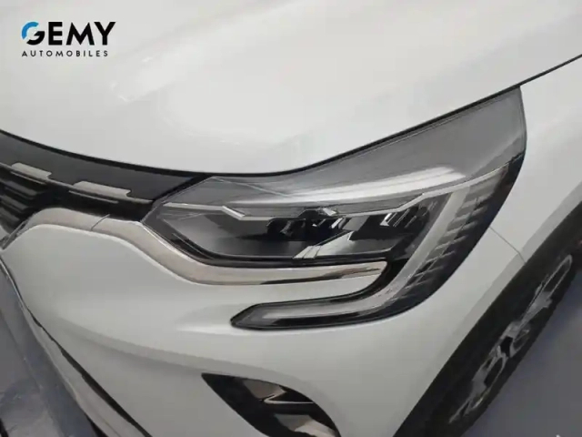 Renault Captur mild hybrid 160 edc — photo 46