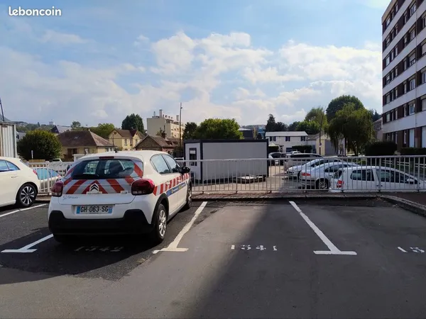 Place de parking, évreux-centre
