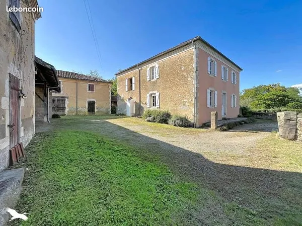 Maison 6 pièces 162 m²