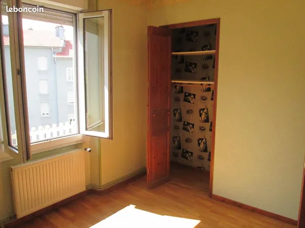 Appartement T3 63m² Solaure bien placé