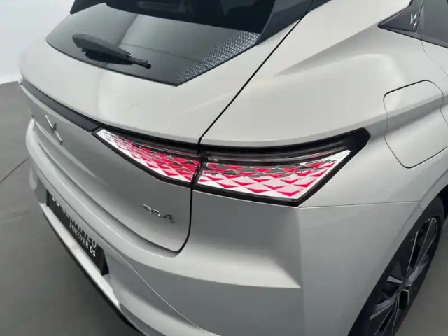 Ds Ds 4 hybride e-tense 225 eat8 — photo 17