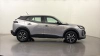 Peugeot 2008 1.2 Hybrid 136ch Style e-DCS6 — photo 4