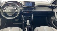 Peugeot 2008 1.2 PureTech 130ch S&S Allure EAT8 — photo 8