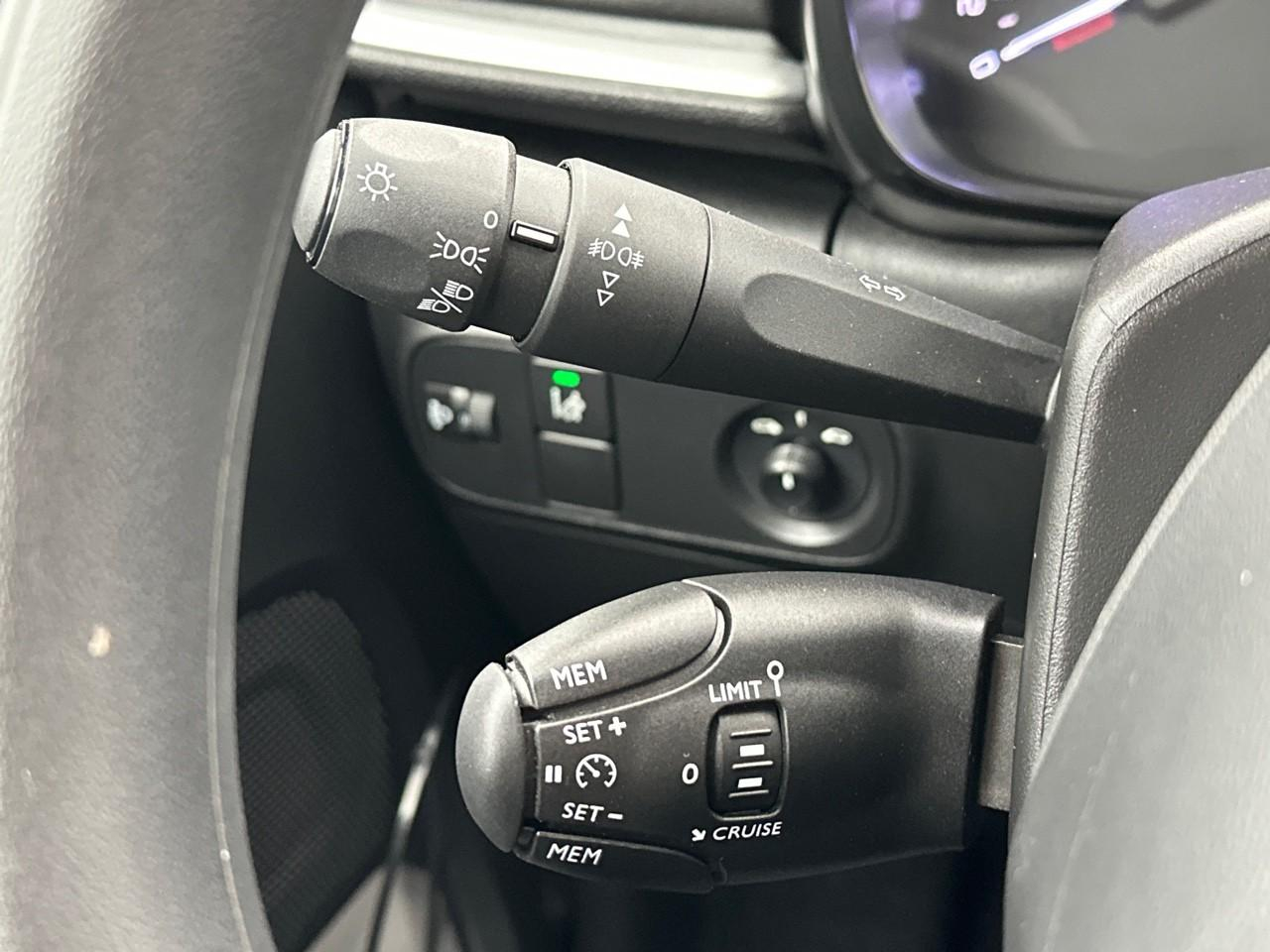 Citroën C3 puretech 83 ch bvm5 you — photo 17