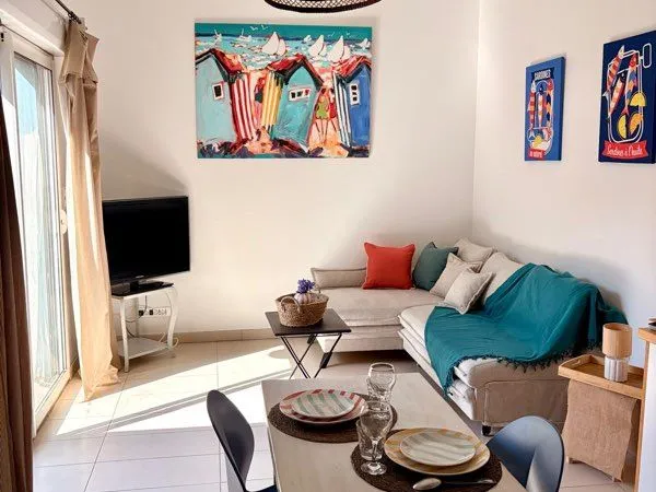 Jolie maison 400m mer climatisée pkg privatif