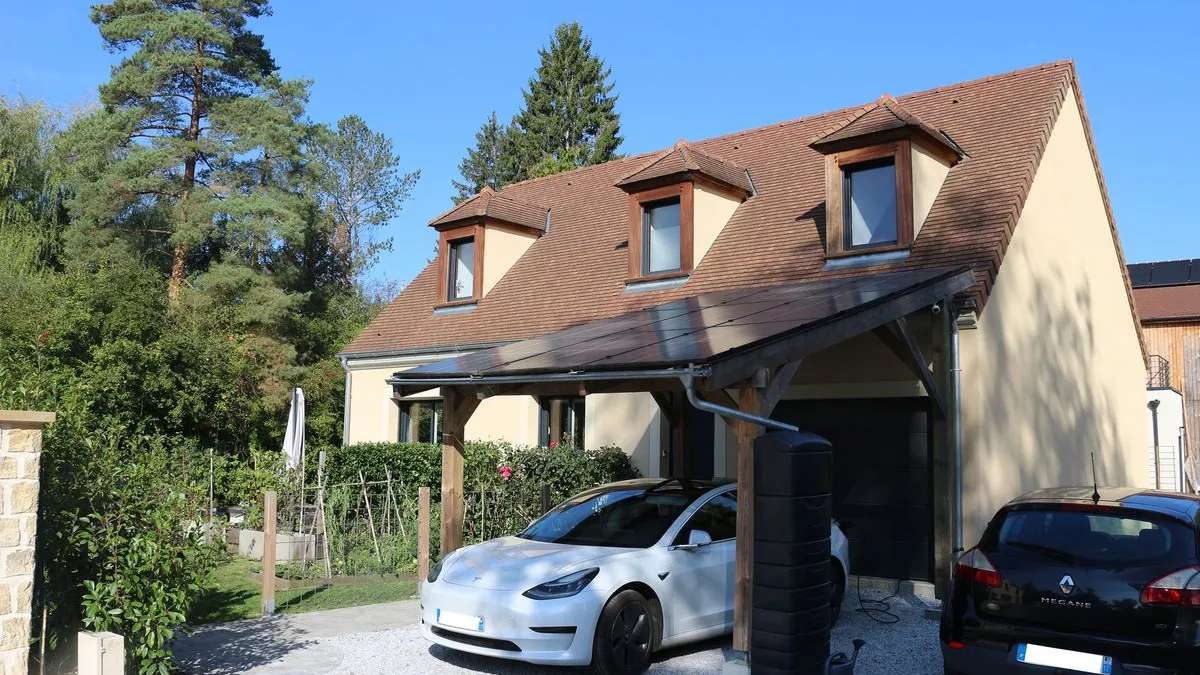 Photo 1
