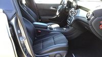Mercedes Cla 200 d Fascination 7G-DCT — photo 15