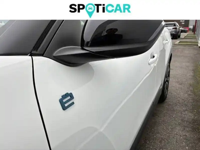 Citroën C4 e- 136 ch automatique — photo 45