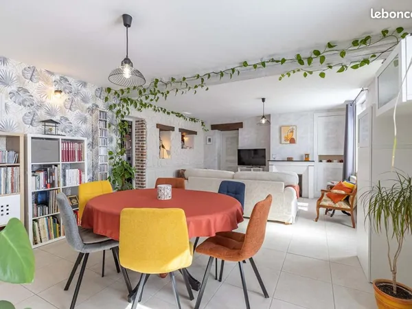 Maison 7 pièces 143 m²