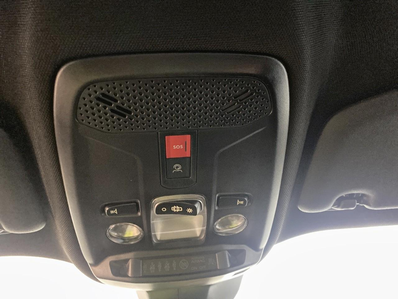 Peugeot 2008 hybrid 136 e-dcs6 style — photo 19