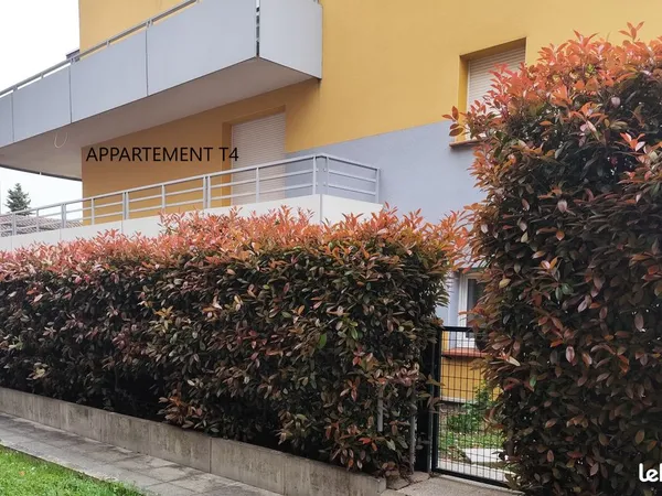 Appartement t4 avec parking