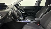 Peugeot 308 1.5 BlueHDi 130ch S&S Allure Pack — photo 12