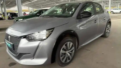 Peugeot 208 electrique 50 kwh 136ch