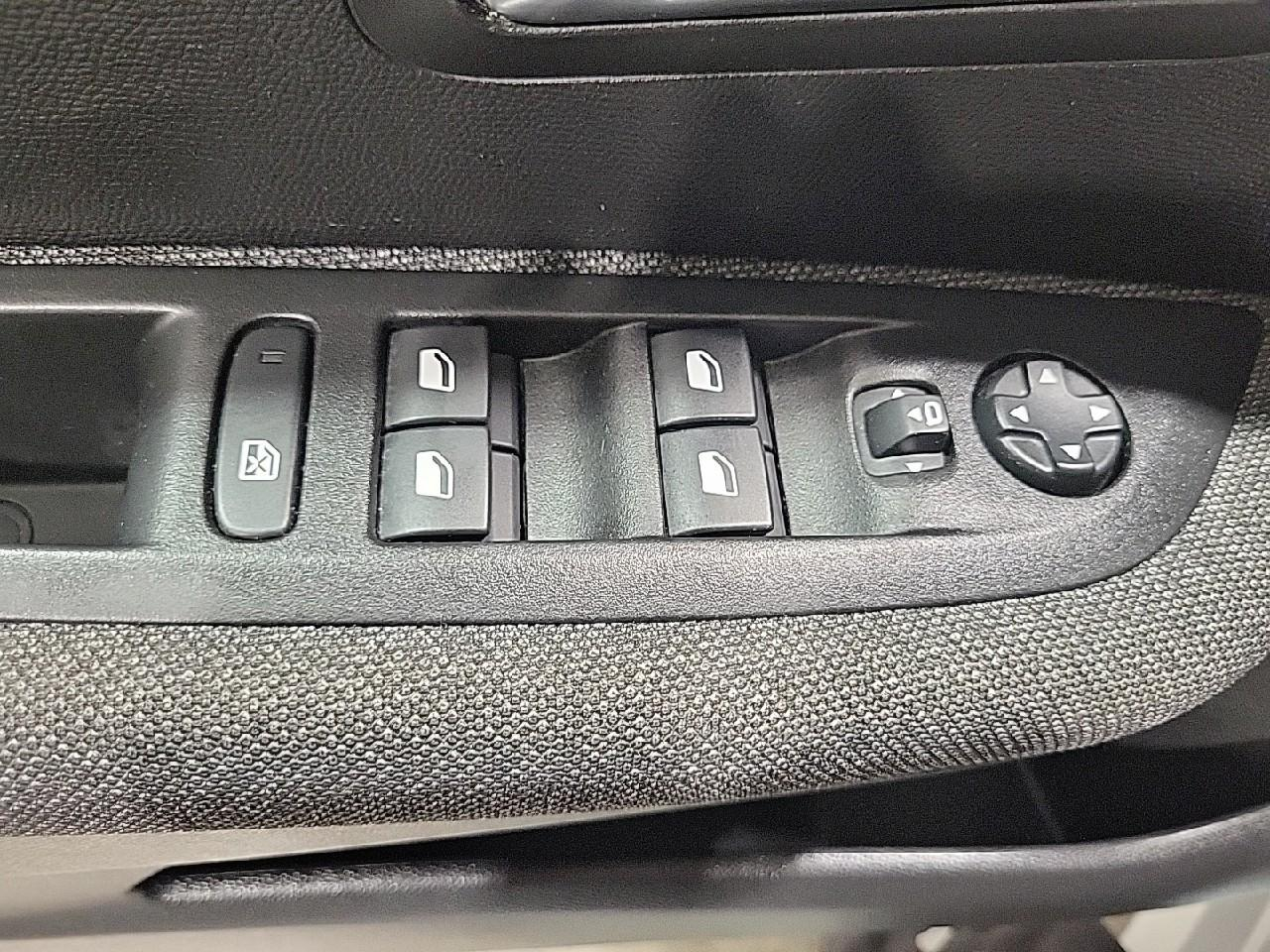 Peugeot 208 puretech 75 s&s bvm5 active — photo 23