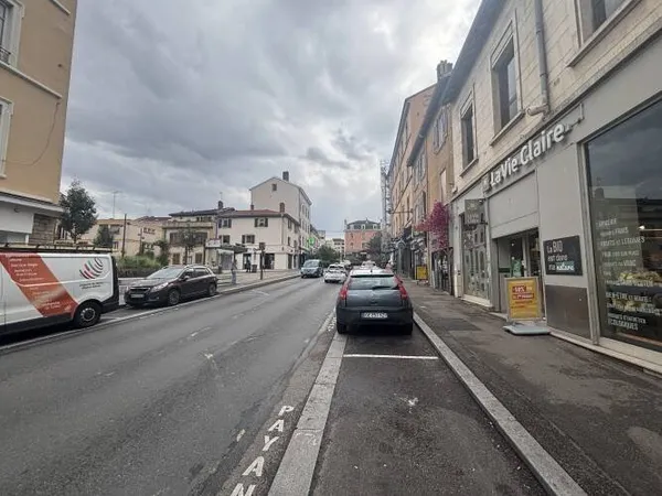 Local commercial 70 m²