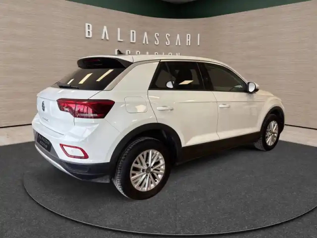 Volkswagen T-Roc 2.0 tdi 116 start/stop bvm6 — photo 37