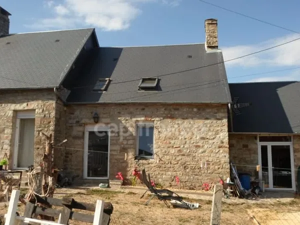 MAISON DE CAMPAGNE AVEC TERRAIN