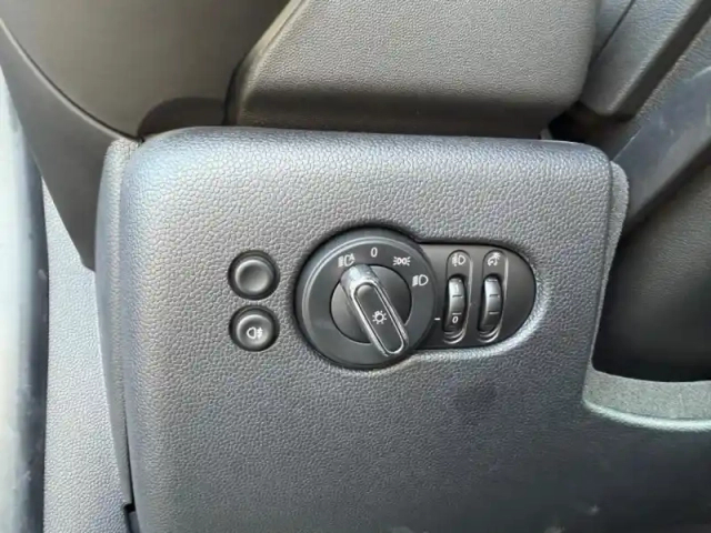 Mini Mini cooper 136ch edition premium plus bva7 — photo 13