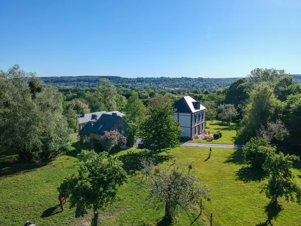 Maison de luxe 10 pièces 154 m²