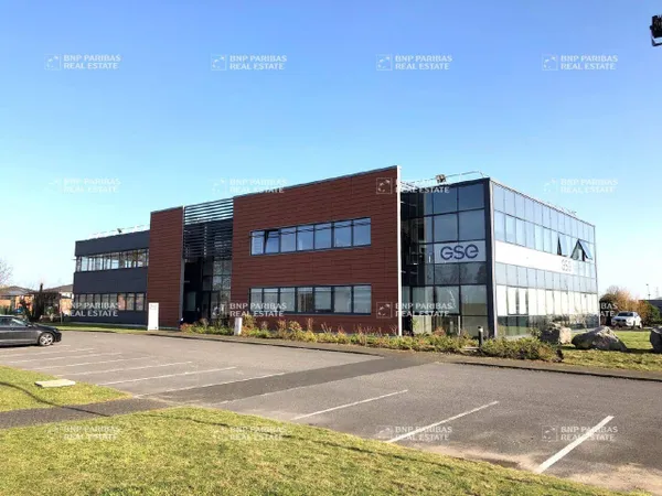 Bureaux 1454 m²