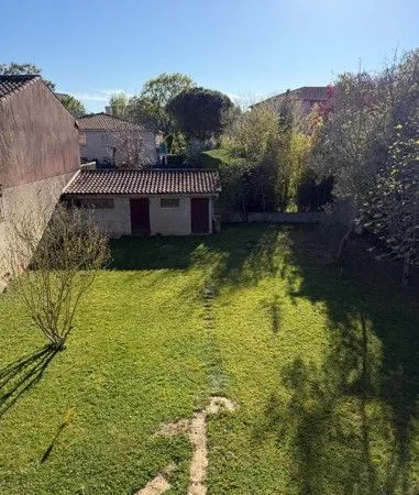 Terrain 322 m² + permis de construire purgé
