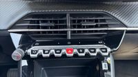 Peugeot 2008 1.2 Hybrid 145ch Style e-DCS6 — photo 26