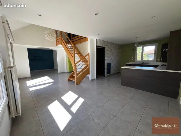 Duplex 5 pièces 106 m²