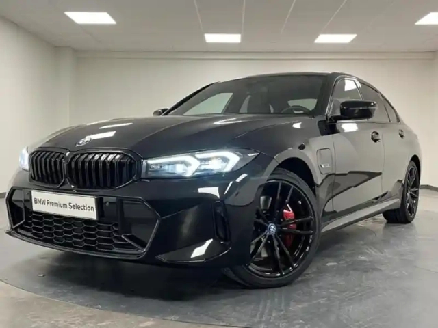 Bmw Serie 3 série 3 330ea 292ch m sport — photo 2
