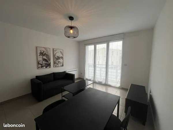 T2 meublé refait à neuf 41 m², balcon et parking - Bruges