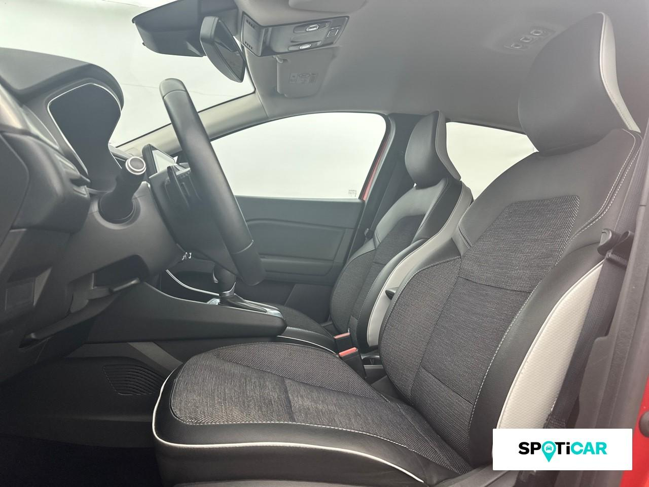 Renault Captur 1.5 blue dci 115ch intens edc — photo 9