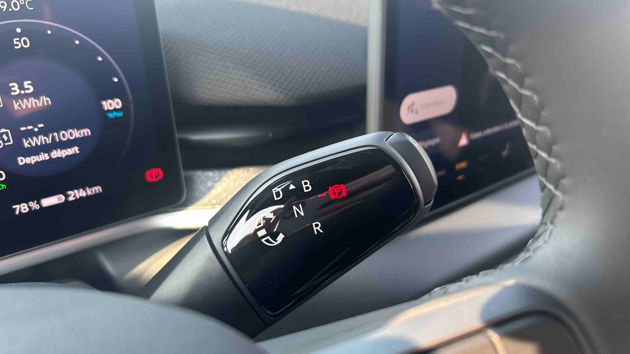 Volkswagen ID.3 Neo 50 kWh — photo 22