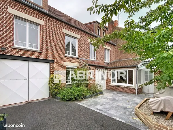 Maison 7 pièces 185 m²