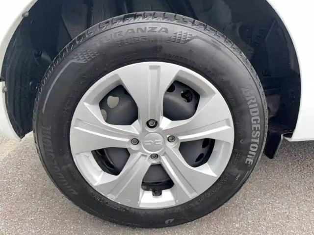 Dacia Sandero eco-g 100 — photo 23