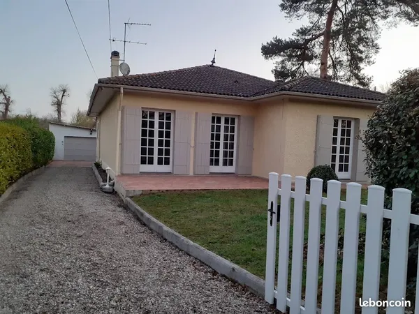 Jolie maison traditionnelle / Pessac Magonty