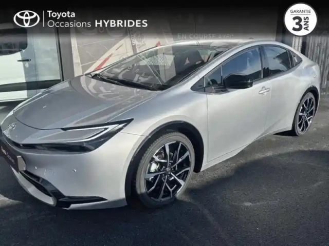 Toyota Prius rechargeable 2.0 hybride rechargeable 223ch lounge my25