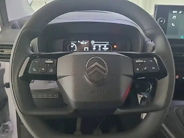 Citroën Berlingo van m diesel 100 ch manuelle — photo 16