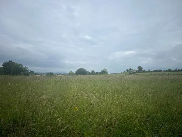 Terrain 535 m²