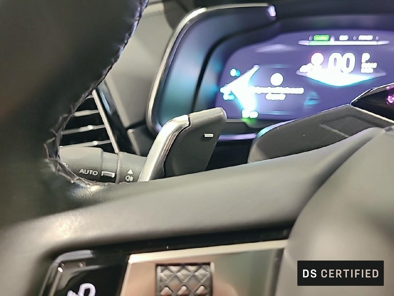 Ds Ds 7 crossback hybride rechargeable e-tense 300 eat8 4x4 rivoli — photo 35