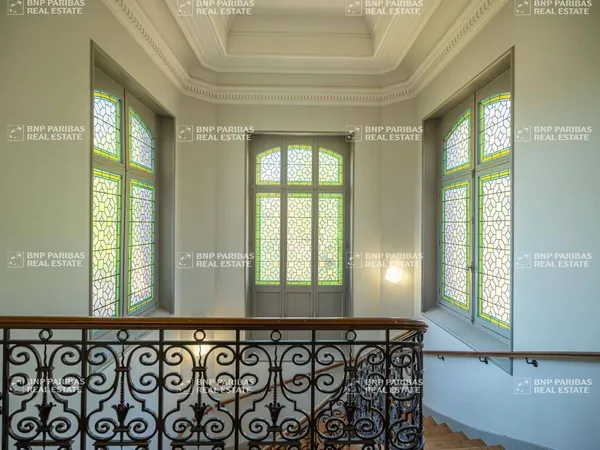 Bureaux 399 m²