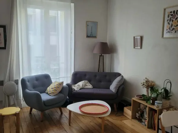 Loue chambre en colocation dans appartement