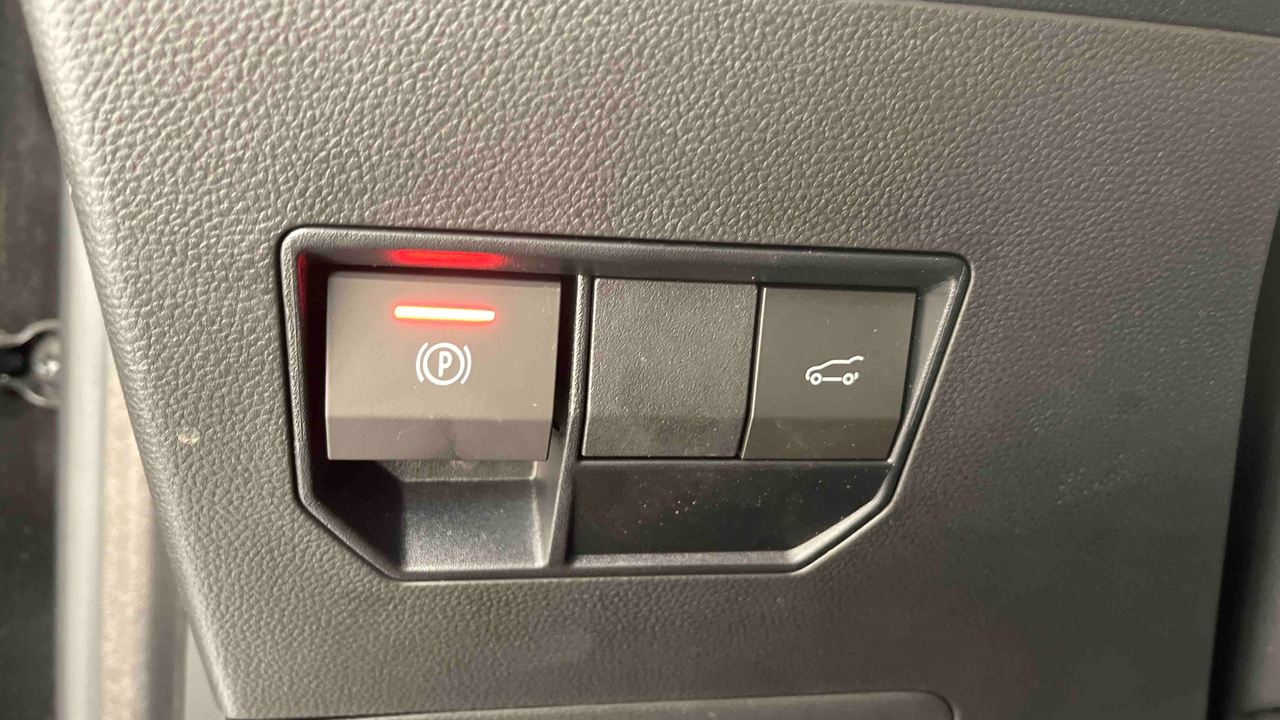 Dacia Bigster Hybrid 155 — photo 22