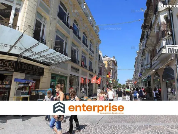 Local commercial 227 m²