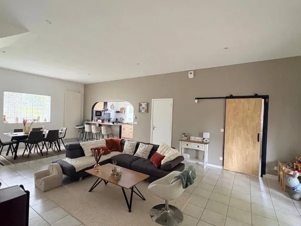 Maison 3 pièces 125 m²