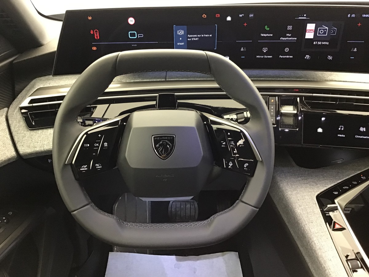 Peugeot 3008 — photo 12